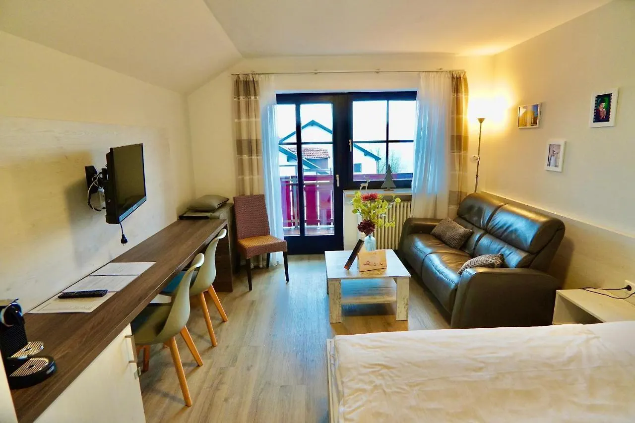 Hallelujah: Entspannungsparadies mit Bademantelgang zur Therme Bad Griesbach  Apartment Bad Griesbach (Bavaria)